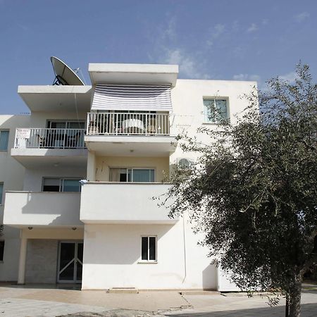 华纳乐蒙妮科特酒店 Paphos 外观 照片