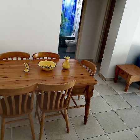 华纳乐蒙妮科特酒店 Paphos 外观 照片