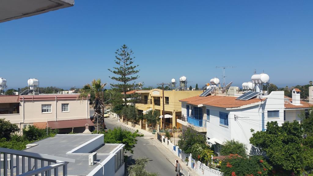 华纳乐蒙妮科特酒店 Paphos 外观 照片
