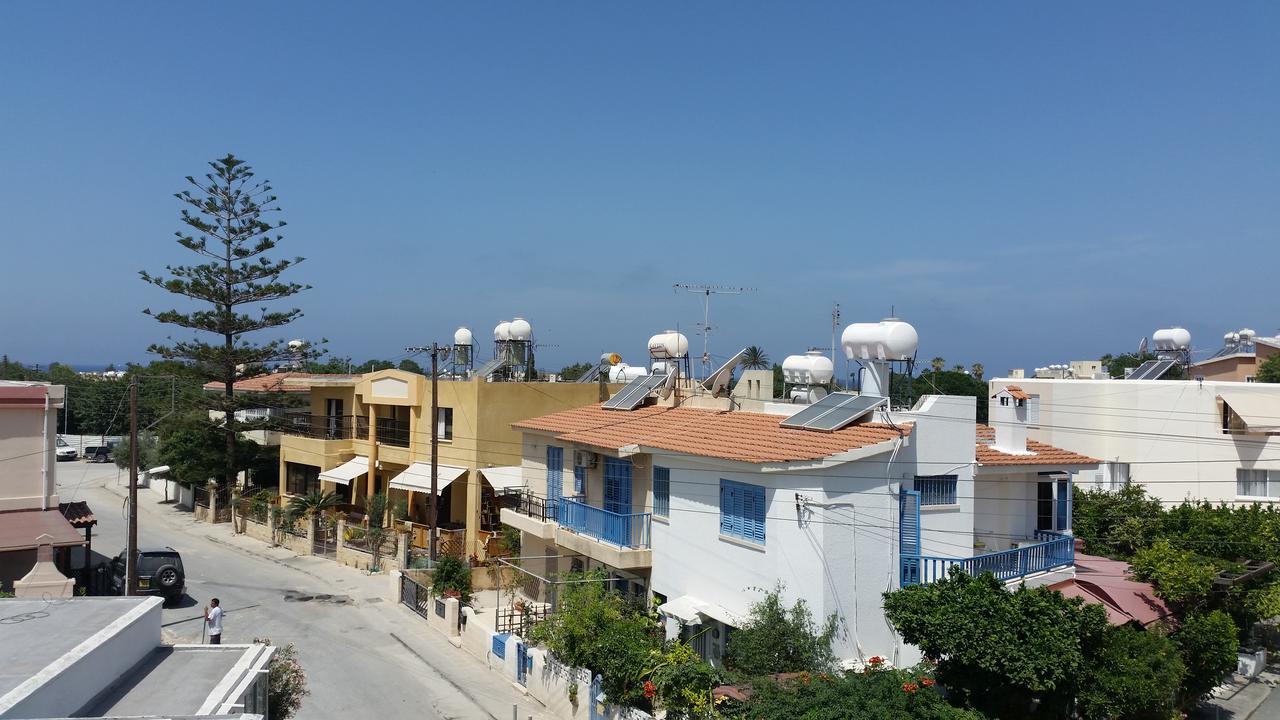 华纳乐蒙妮科特酒店 Paphos 外观 照片