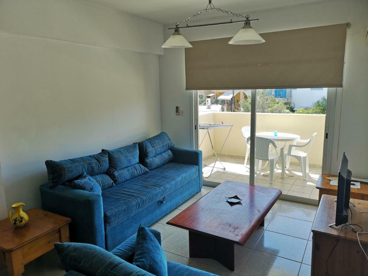 华纳乐蒙妮科特酒店 Paphos 外观 照片